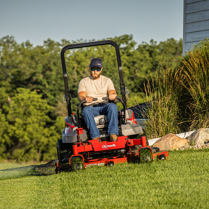 Exmark Radius S-Series with 20.5 HP* Kawasaki FX651V Engine and 48” Ultracut Series 3 Deck Exmark Radius S-Series with 20.5 HP* Kawasaki FX651V Engine and 48” Ultracut Series 3 Deck