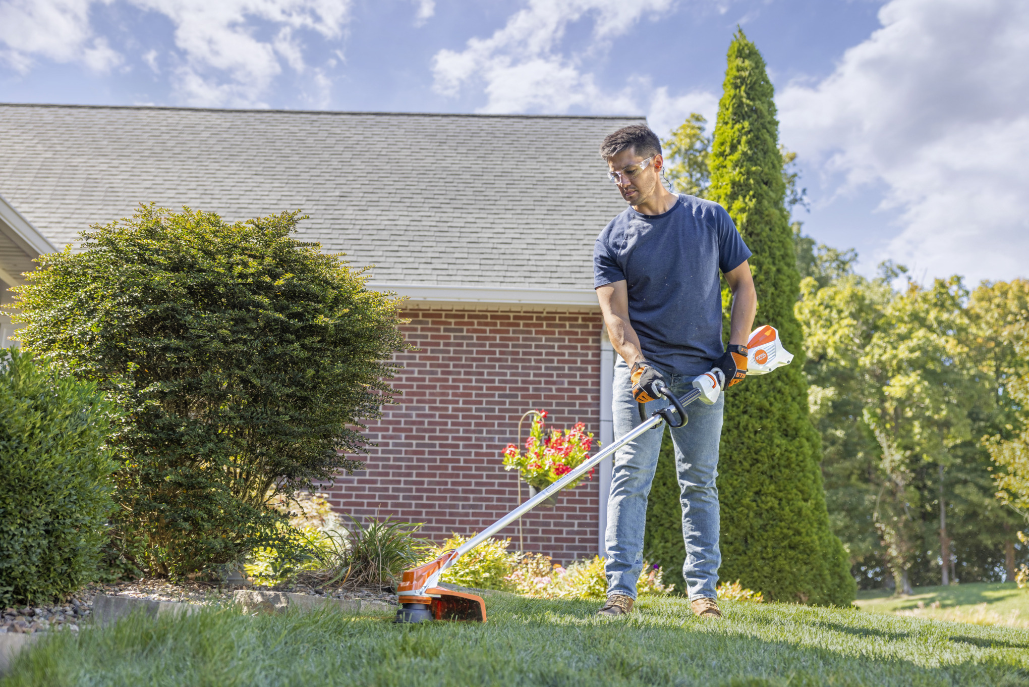STIHL FSA 60 Battery Powered Grass Trimmer