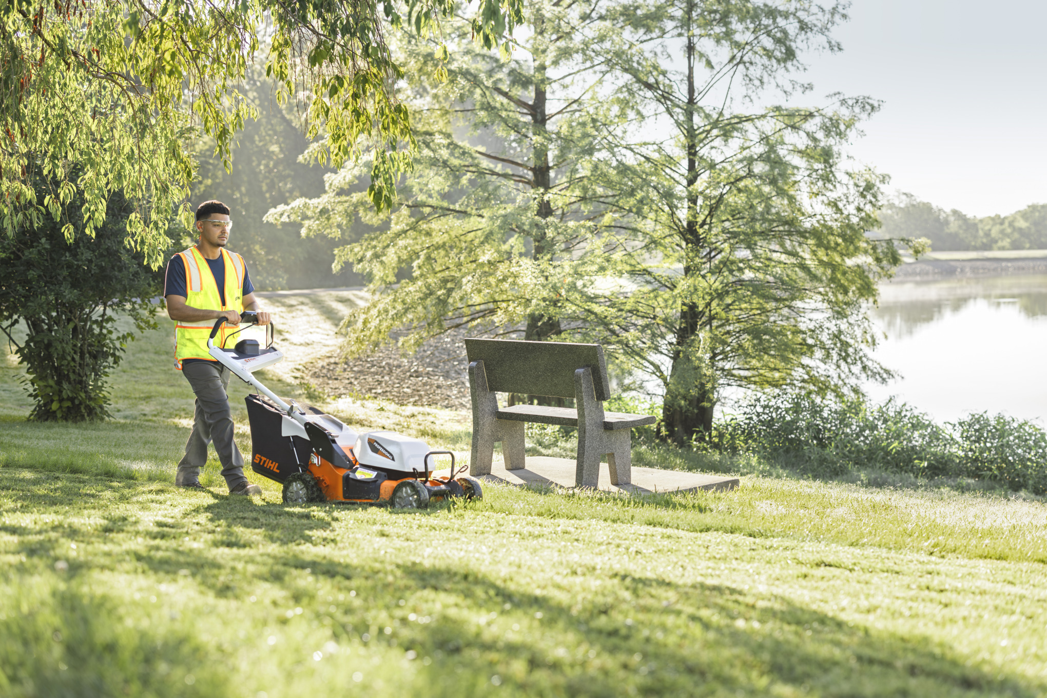 STIHL RM 756 Gasoline Lawn Mower